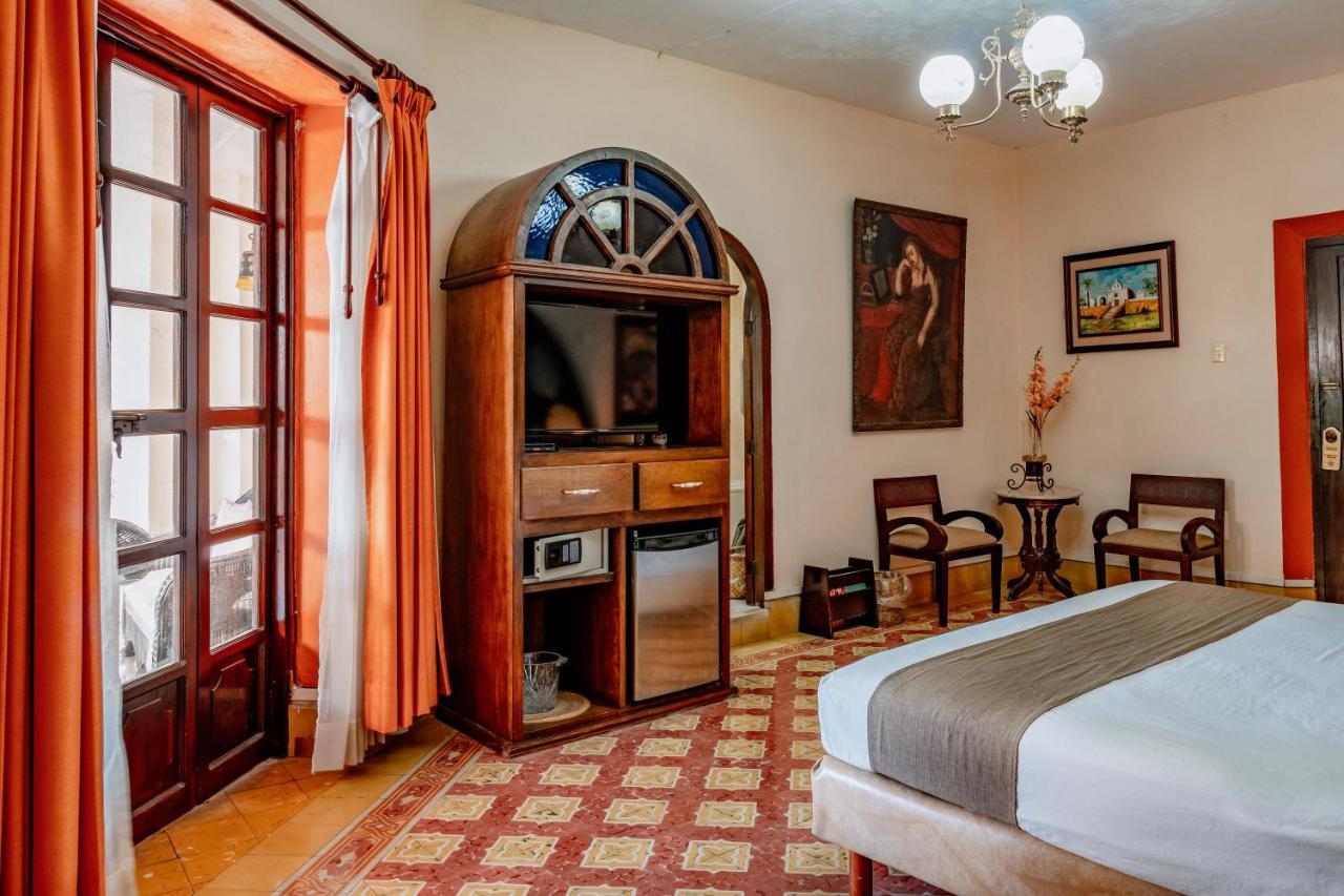 Casa Del Balam Merida Exterior photo A room at the hotel