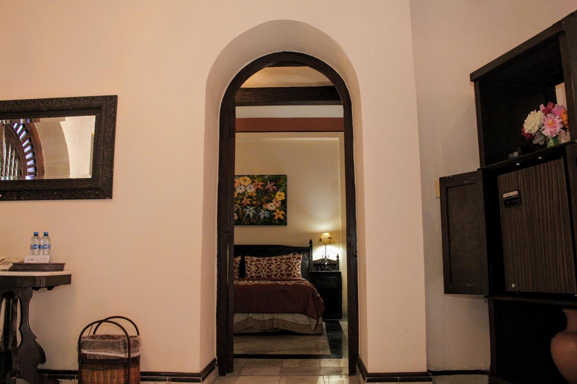 Casa Del Balam Merida Exterior photo A suite at the hotel